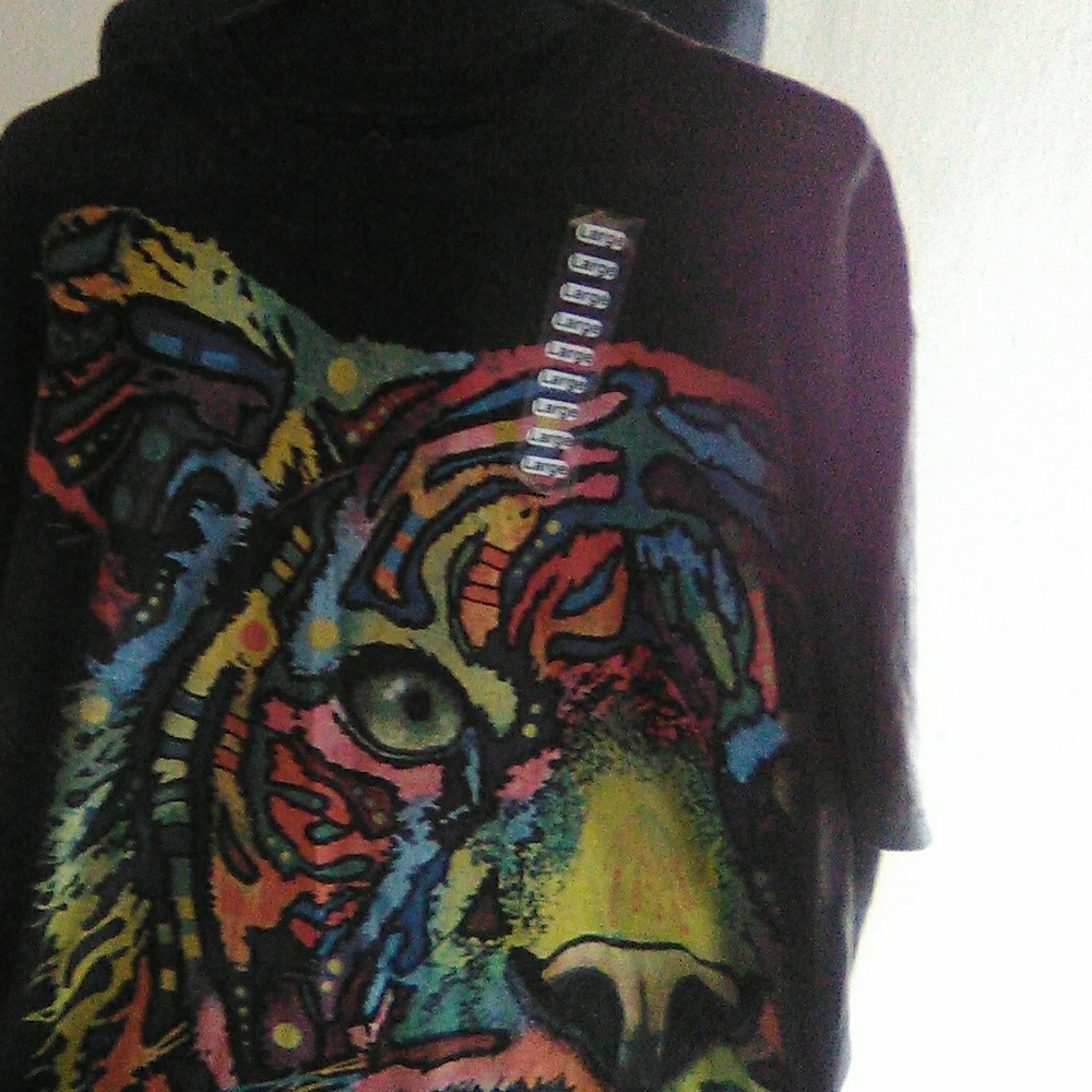 Animal tee
